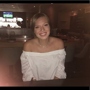 Meet your Posher, Avery